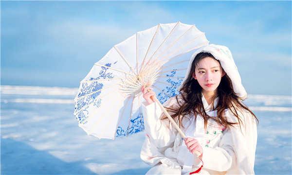 依兰试管代怀生子多少钱一个？助孕之路的费用分析与方案选择